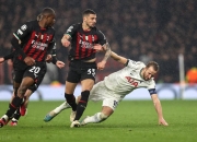 开云体育在线-勒沃库森奋力反击，扭转局势