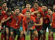 开云官方app入口-欧国联半决赛战火连连，球迷情绪高涨的简单介绍