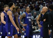 开云体育中国官网-快船横扫独行侠，萨博尼斯关键制胜的简单介绍