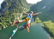 开云体育中国官网-从蒙特卡洛到都灵，梅德韦杰夫的ATP总决赛惊天翻盘，如何刷新历史纪录？