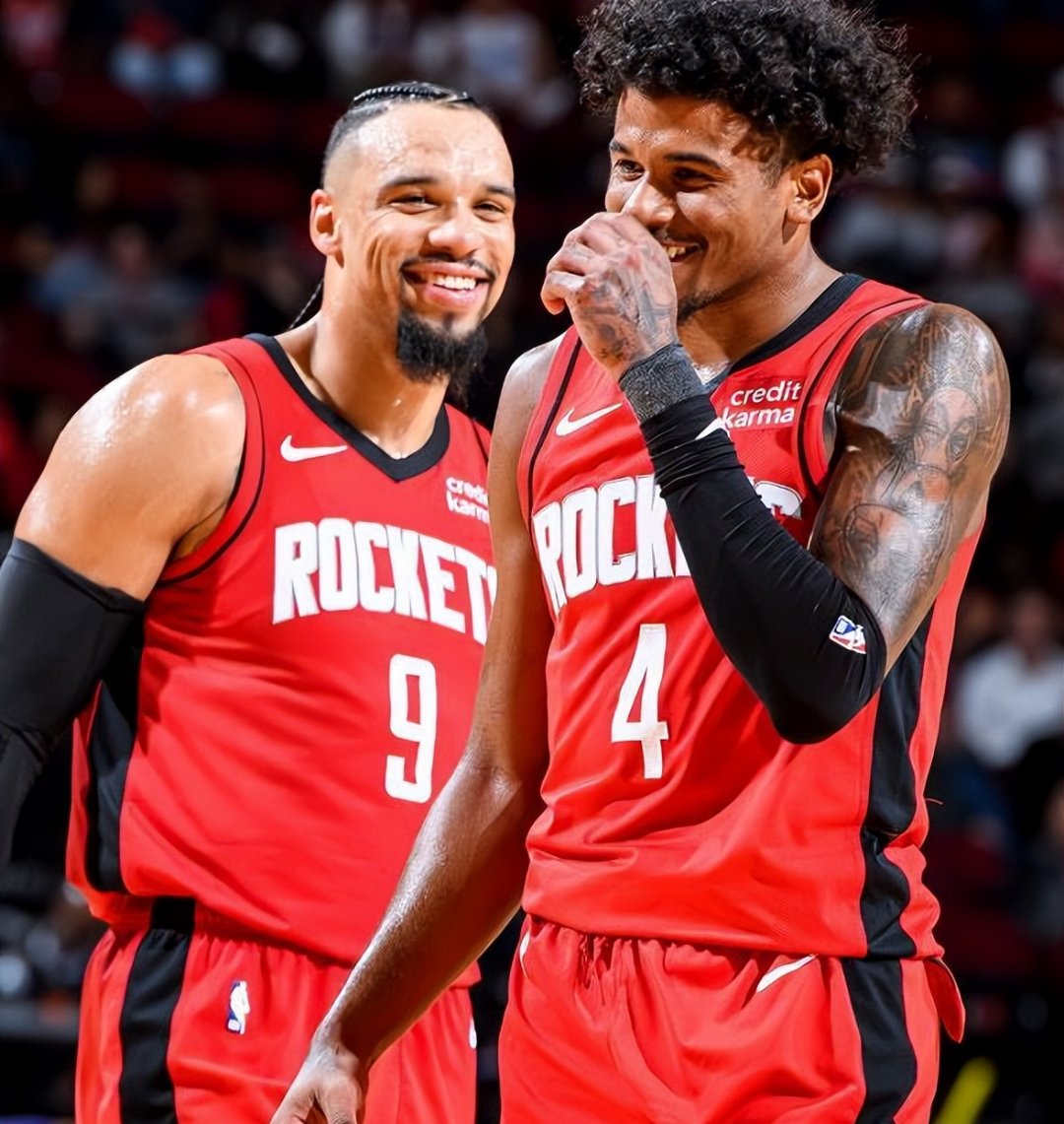 包含北京队轻取火箭，约基奇状态火热的词条