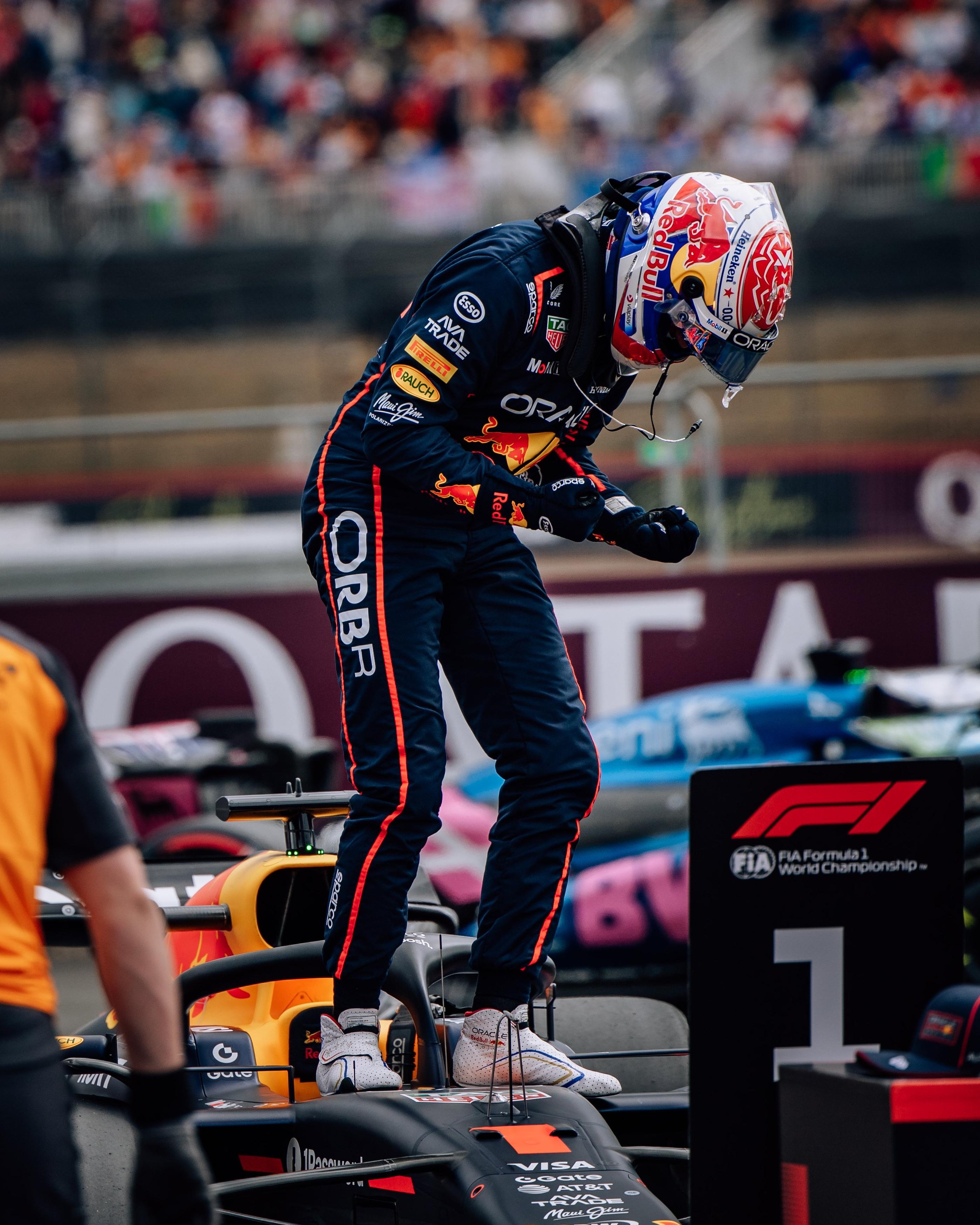 威廉姆斯翻盘红牛二队，维斯塔潘惊艳四座的简单介绍