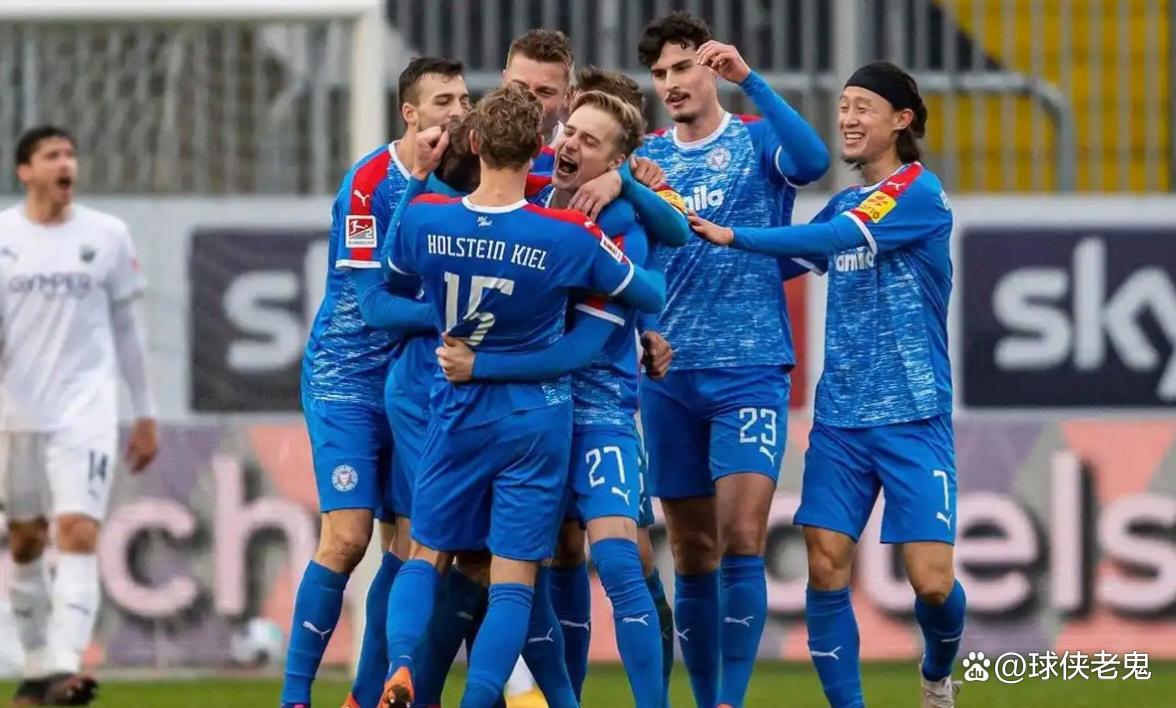 汉堡球队奋力一战,最终取得成功 汉堡球队奋力一战,最终取得成功