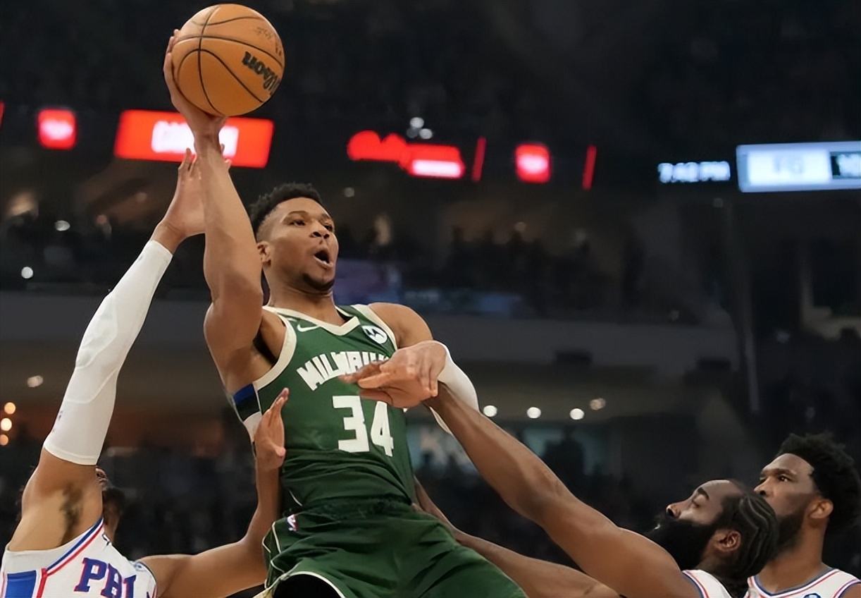 雄鹿遭遇逆转，连胜终结未能保持不败战绩