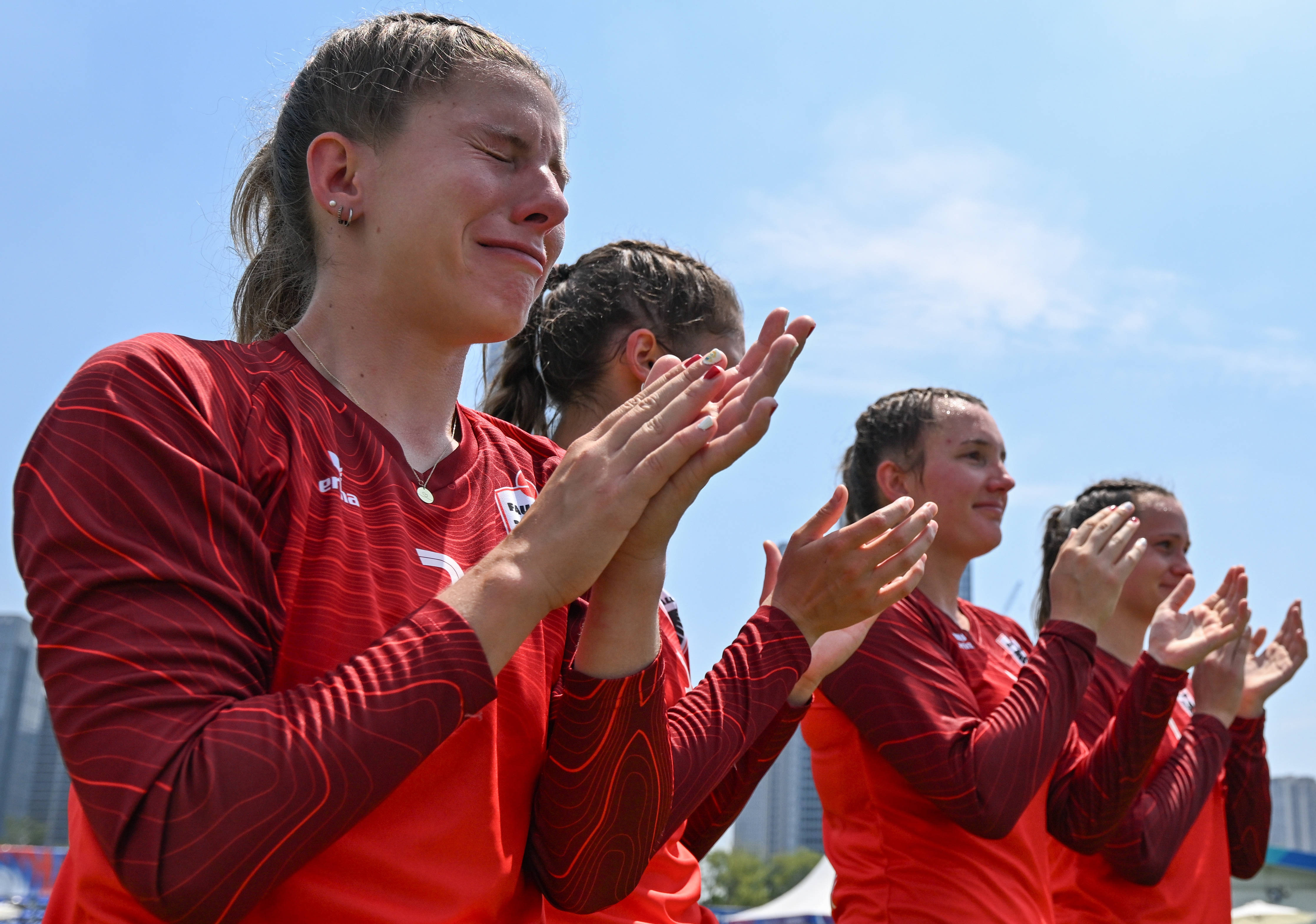 奥地利队在国际赛上表现亮眼获得连胜的简单介绍