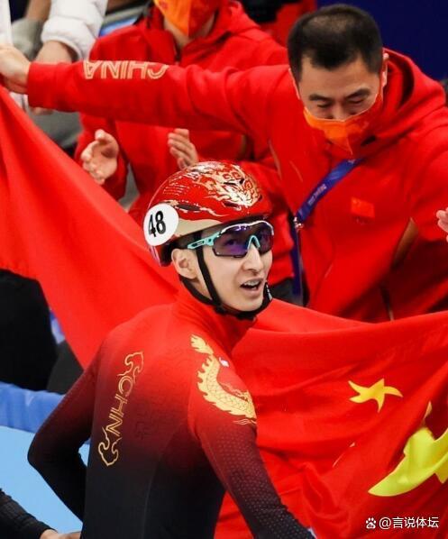 惊险比赛大翻盘，胜利奋力冲刺