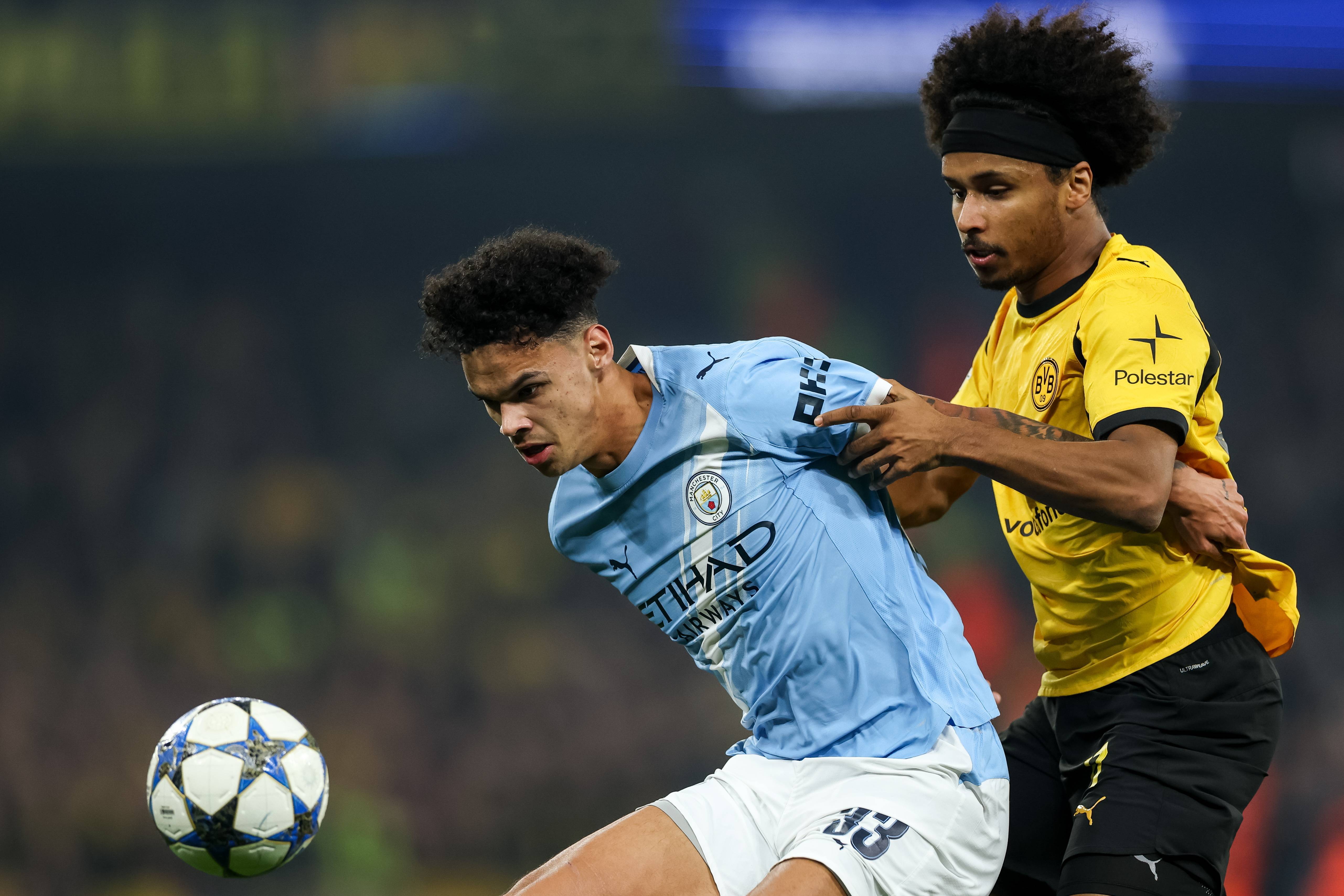 曼城逆转取胜，成功晋级欧冠半决赛