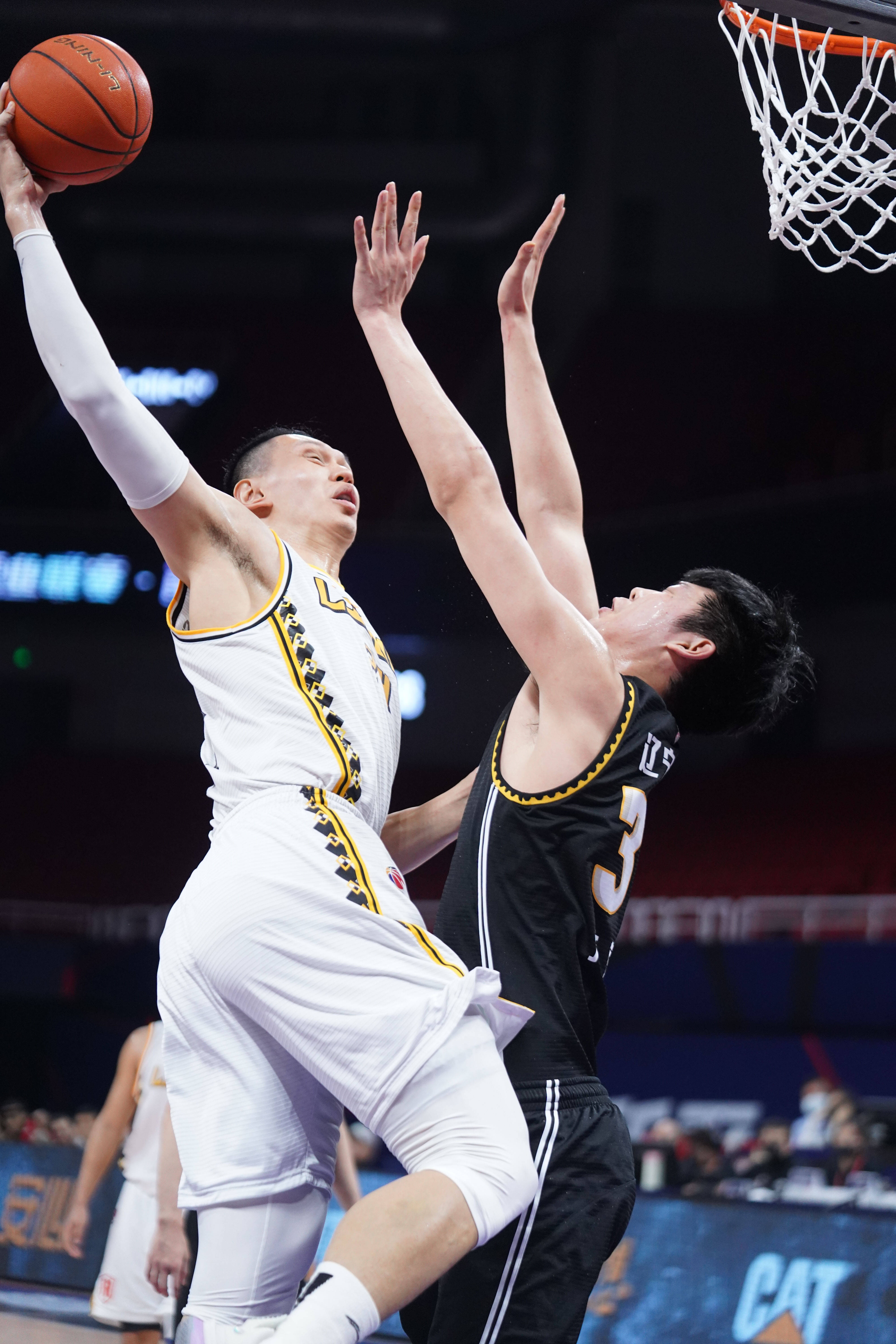 包含印度篮球联赛总冠军产出孟买队夺冠引发热议的词条