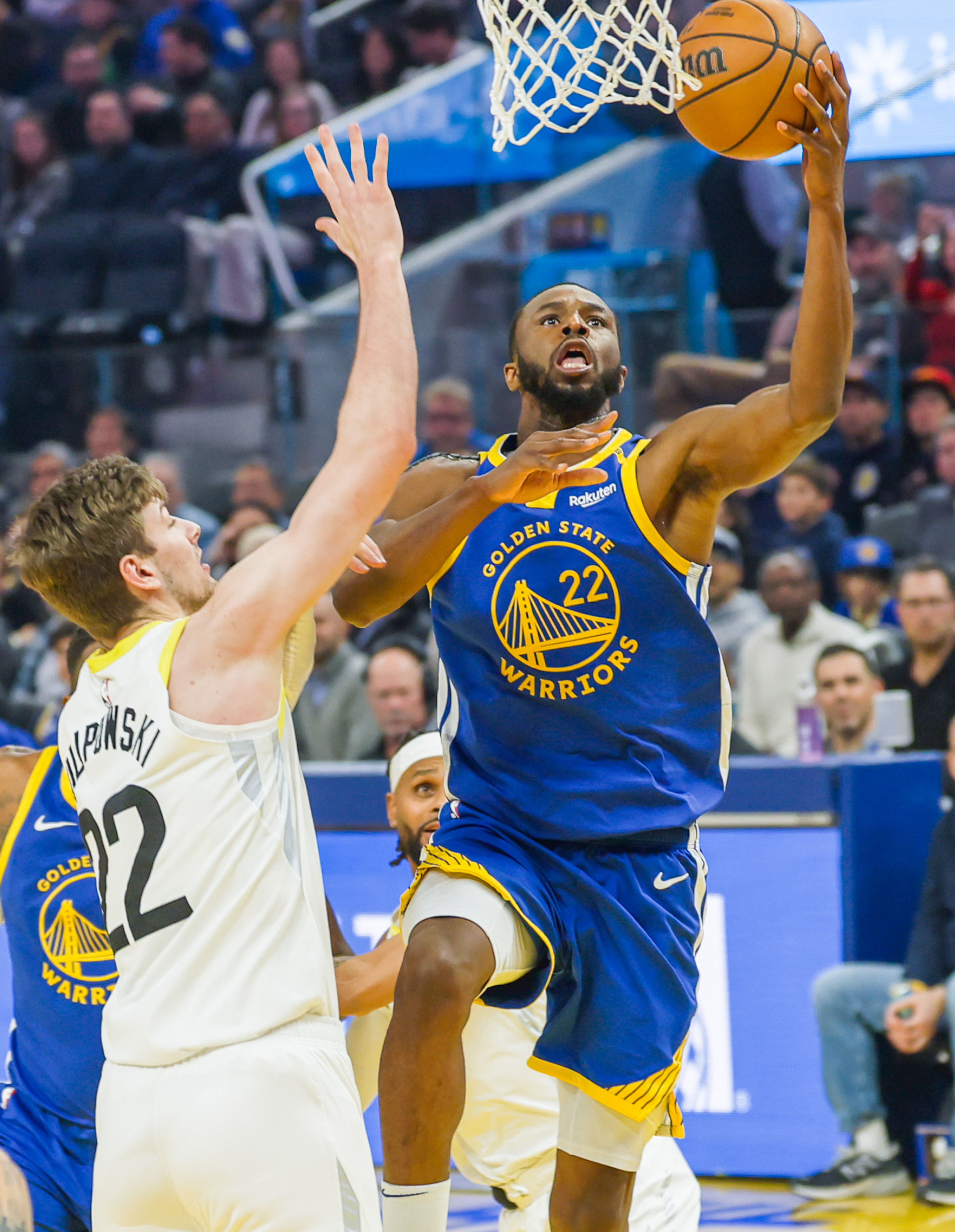 关于爵士客场大胜鹈鹕，高质量球员表现突出的信息