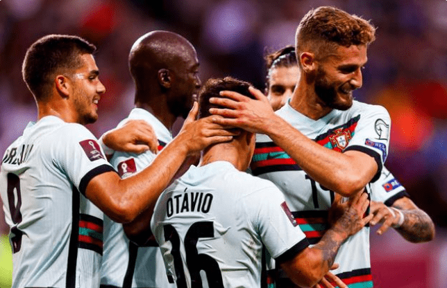 白俄罗斯击败乌克兰晋级男团体排球决赛的简单介绍