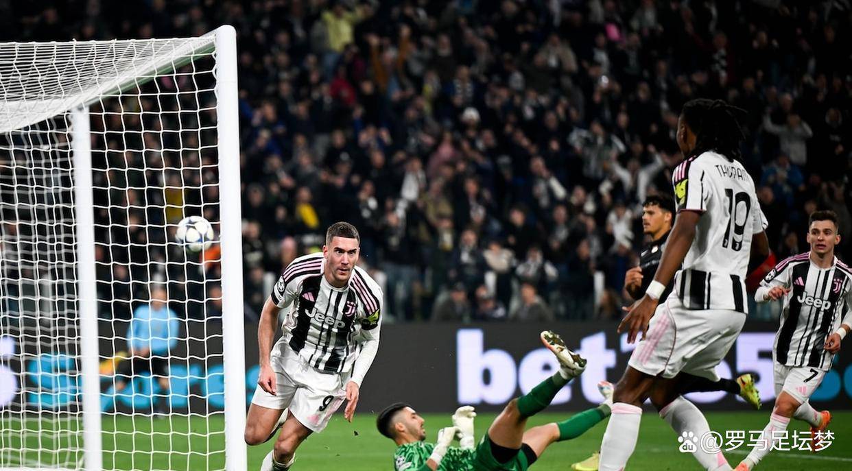 关于尤文图斯逼平对手，保持不败纪录的信息