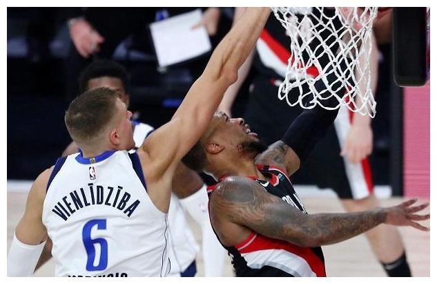 关于深圳队翻盘新疆队，利拉德状态火热的信息