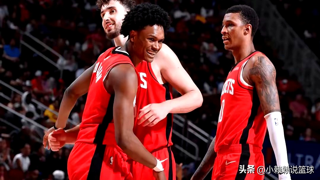 意大利男篮爆冷美国男篮，萨博尼斯三分雨点燃全场的简单介绍