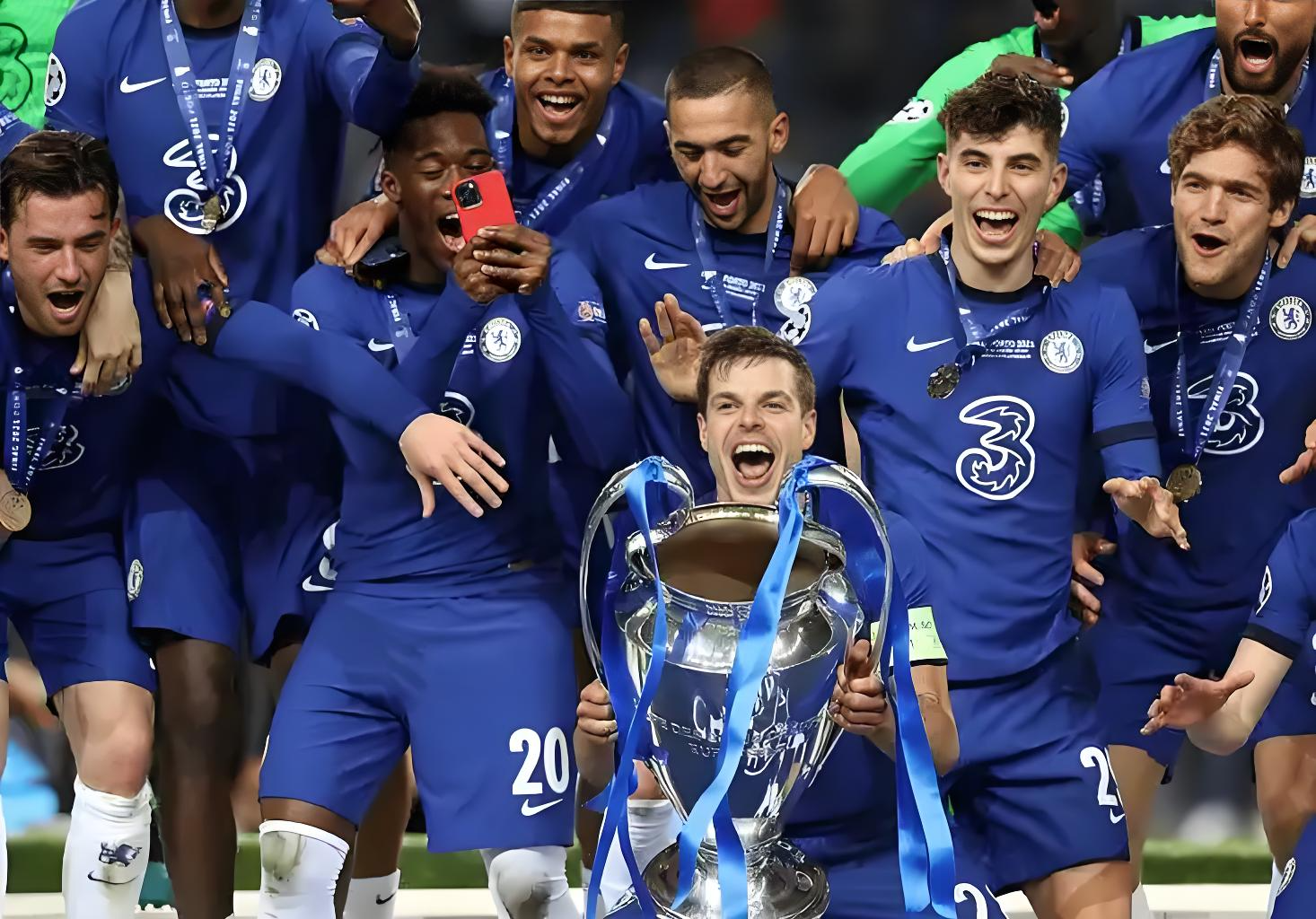 巴黎险胜欧冠八强，晋级指日可待