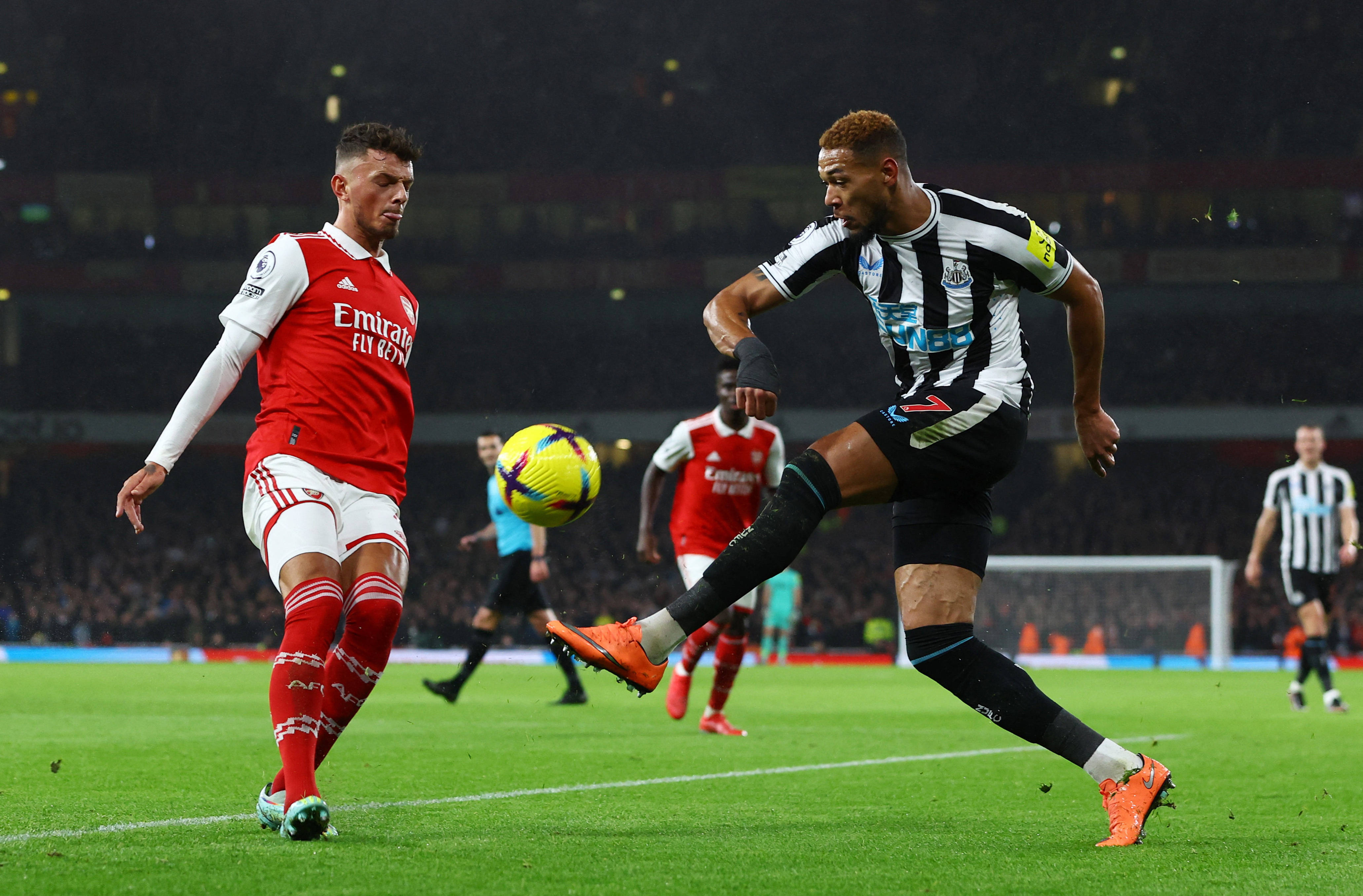 阿森纳-小胜：英超联赛艰难取胜的简单介绍